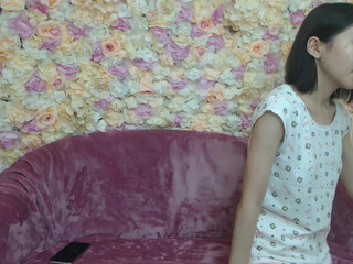 yanere chaturbate cute slut caresses intimate places