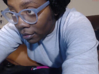 sylvia_siren chaturbate Lustful brunette