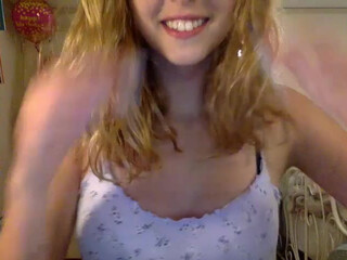 stella5392love chaturbate beautiful bitch - deliciously jerks off her cunt