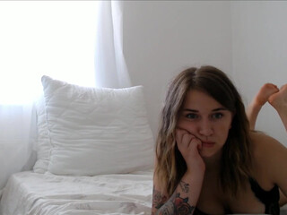 takemyattention chaturbate cute slut fucks himself in the ass