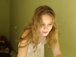 mystery_jen chaturbate prestigious trash breaks free in the workplace