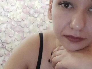 webcam --Princess-- webcam show age babe teases beautiful tits