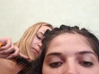 3NaughtyGirls webcam show cute pussy showing boobs