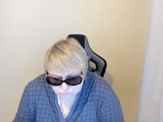 AHottyVoice webcam show 16 February 2020