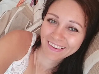 AlexaOCandy webcam show sultry confused hard pussy