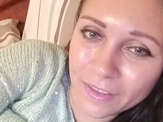 AlexaOCandy webcam show girl's insatiable pussy