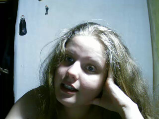 alicepussy webcam show charming skin sucks penis