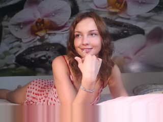 aliskacomely webcam show gorgeous bitch strips and jerks off