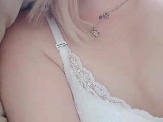 Ariel006 webcam show naughty nipple performs a light striptease