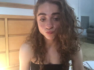 BadLilJewishGirl webcam show dude licks shaved cunt girlfriend