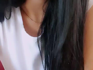 batden  webcam show stroking boobs