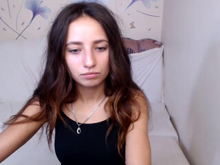 Beauty Adele webcam show Delicious slut