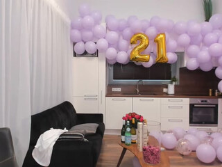 BIRTHDAY 777 webcam show curly harlot