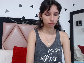 Blair83 webcam show attractive chick diligently licks dildo