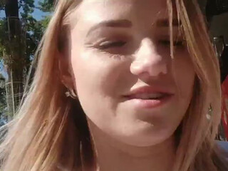 ButterflySay webcam show touching