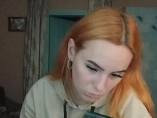 ChandlerSout webcam show sexy hottie fucks both holes