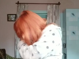 ChandlerSout webcam show writes pen on boobs and ass