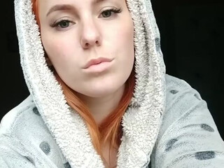 ChandlerSout webcam show modest slut tells interesting stories on camera