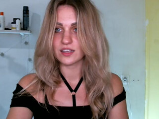 Chanelllka webcam show Lovely pussy