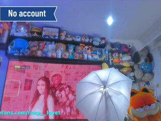 crazypilar webcam show with a toy in the pussy