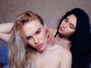 DallaIngrid webcam show Naughty blonde