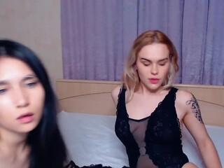 DallaIngrid webcam show busty brunette - stripped with girlfriend in french