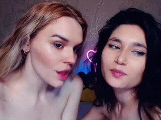 DallaJorge webcam show ardent slut seduces with a huge ass