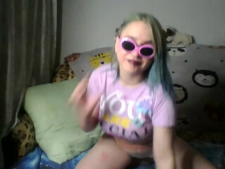 DeloraFade webcam show gorgeous lady seduces tight booty