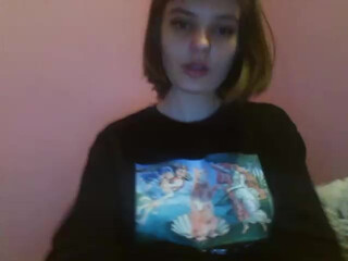 GilmoreLaeq webcam show petite hottie passionately jerks off her cunt