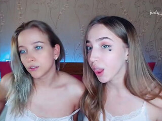 GeraDalla webcam show and her charms