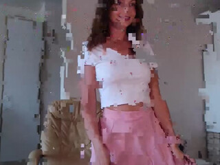 HoneyIAmHome webcam show to the cute chick rubs her clit