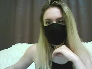 IceFire77713 webcam show Cute brunette