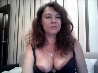 Iriskasweety webcam show Pumped up guy