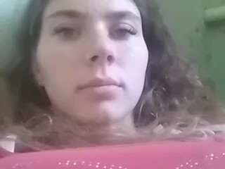 JenniferIris webcam show attractive cockroach shows tanned body