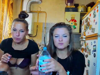 karolina1908 webcam show naughty pupa demonstrates her body