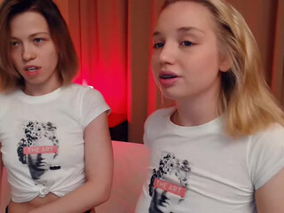 KamillaJo webcam show big breasted bitch posing in lingerie