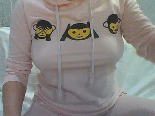 karolcia 18 webcam show vicious skin hot jerks off the anus