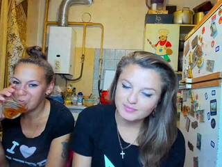 karolina1908 webcam show sex with a massage therapist