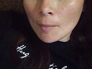 Katerinagreiz webcam show horny nymph flirts in french