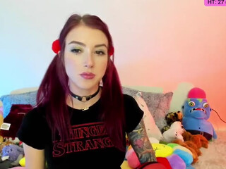 KasaraWood webcam show Piquant skin