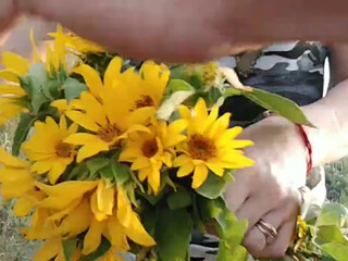 KissaAndr webcam show cute chicks lick cunt in pose