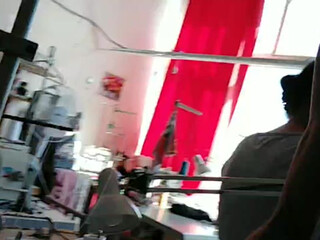 KissaAndr webcam show beauty sucks penis