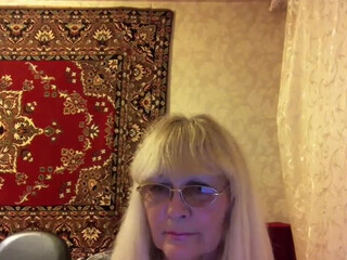 Kleopatra675 webcam show dark haired prostitute caresses big tits