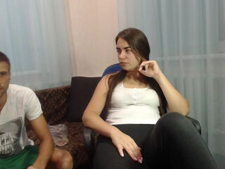 Kitkat08 webcam show Busty queen