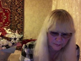 Kleopatra675 webcam show Flirty chicks