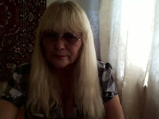 Kleopatra675 webcam show exquisite skin fucks pussy through pants