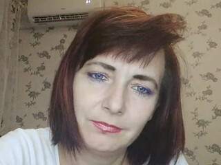 KoshkaKissES webcam show Mature beauty