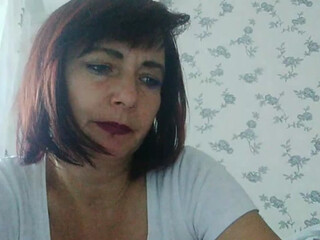 KoshkaKissES webcam show busty lady masturbates shaved pussy