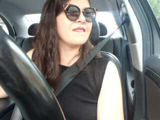 KristyMiss webcam show mature masturbates in front of webcam