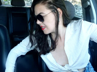 KristyMiss webcam show hot brunettes show shaved holes